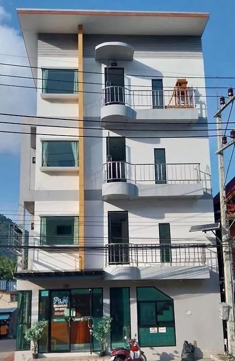Ava 2 Budget Hotel Koh Tao location